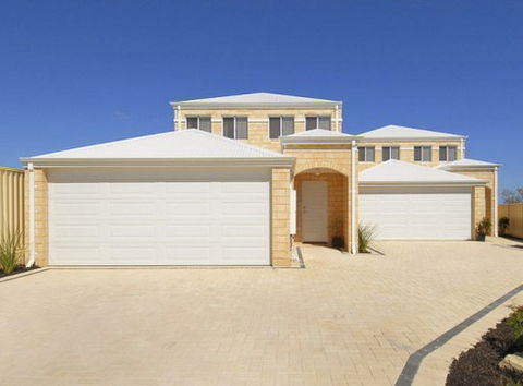 Studio 8 Builders & Designers - Builders QLD 0