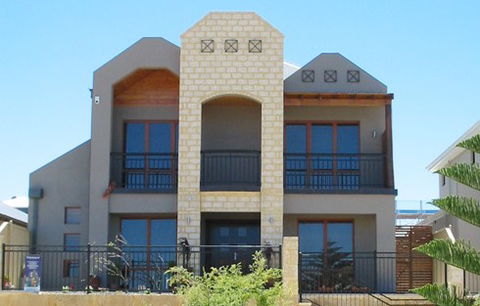 Townhouse Building Company - Builders QLD 0