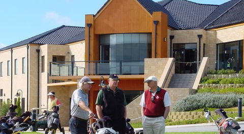 Wauters Enterprises - Builders QLD 0