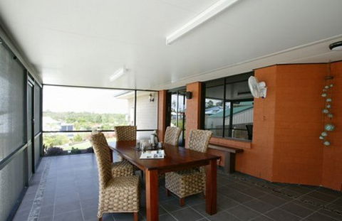 Westral Home Improvements - Builders QLD 0