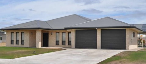 Blackbird Industries - Builders QLD 0