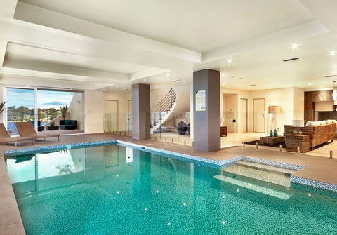 Nautilus Design & Construction Group - Builders QLD 2