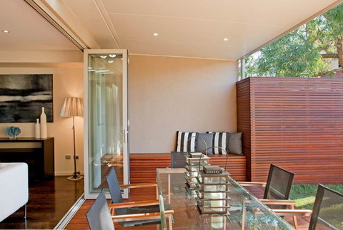 J.S.N. Hanna Building Contractors - Builders QLD 2