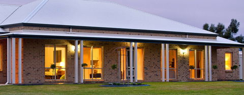 Adam Hall Builder Pty Ltd - Builders QLD 0
