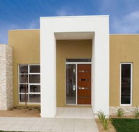 C  J Designer Homes - Builders QLD