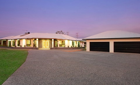 Vanguard Homes - Builders QLD 0